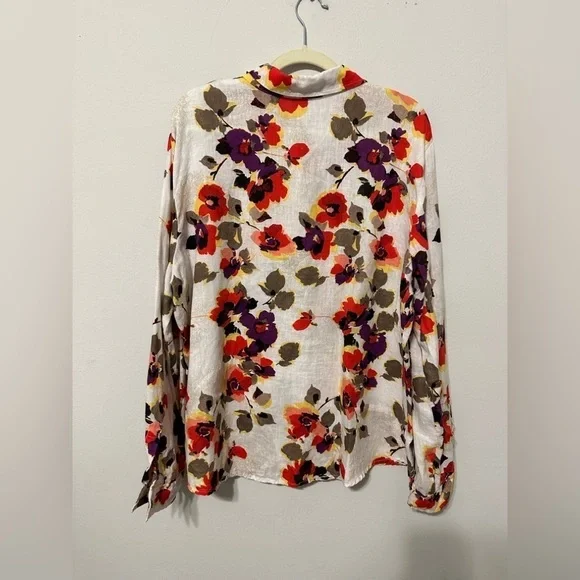 JM Collection Green and Red Button Down Shirt with Notched Collar - Picture 3 of 7